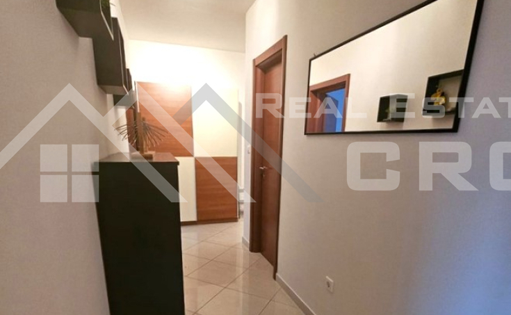 Furnished two-bedroom apartment with a balcony, for sale (8)