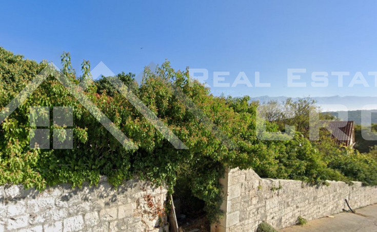 Spacious building plot in a serene area, interior of Brac island, for sale
