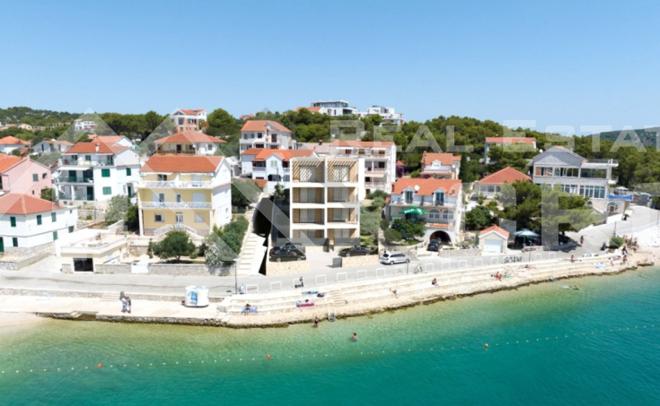 Excellent apartments right above the sea and a beach, island Murter, for sale (2)