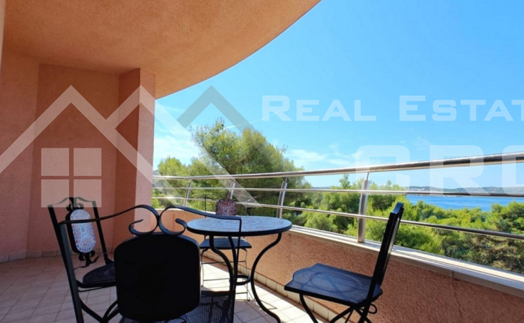 Trogir properties - Fully furnished apartment placed near the sea, boasting stunning views, for sale