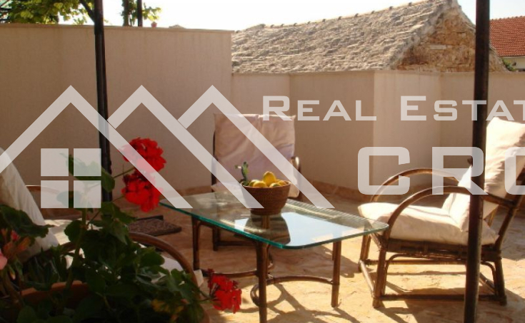 Brac properties - Renovated stone house for sale, Bol