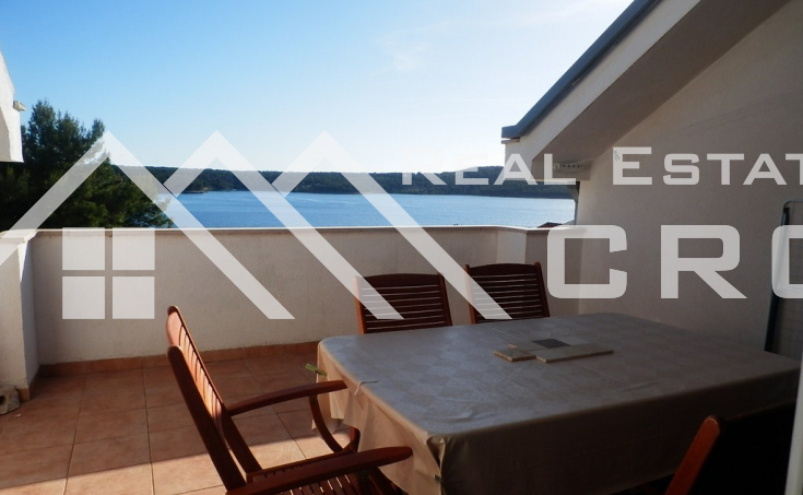 Nekretnine Brac - Apartman s prekrasnim pogledom na more, na prodaju, Milna, otok Brač