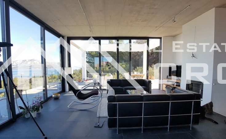 Modern villa with beautiful sea view for sale, Splitska, island Brac (3)