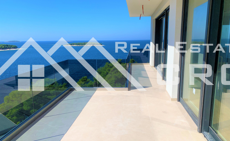 Primosten properties – Luxury penthouse with panoramic sea view, for sale